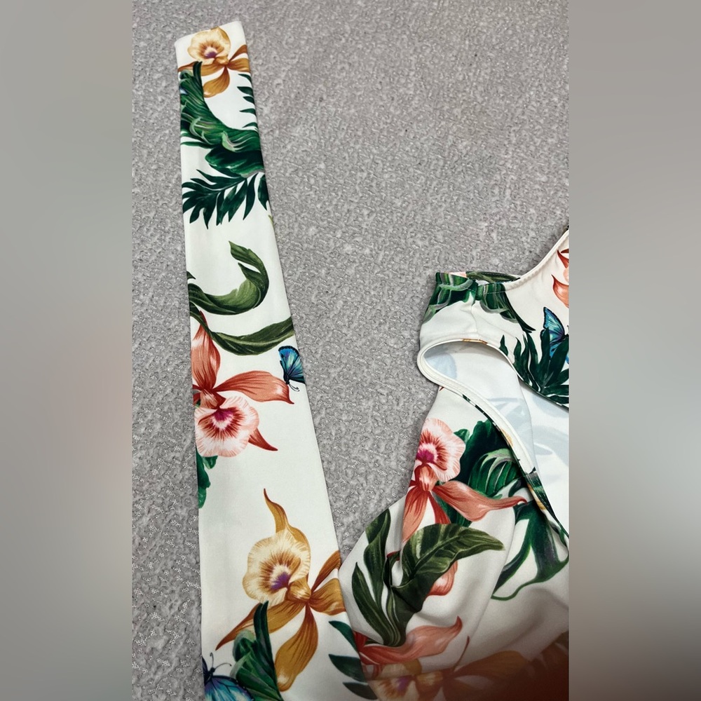 Alk Glamour  Woman’s Top Cream and Green Size G - Picture 7 of 10